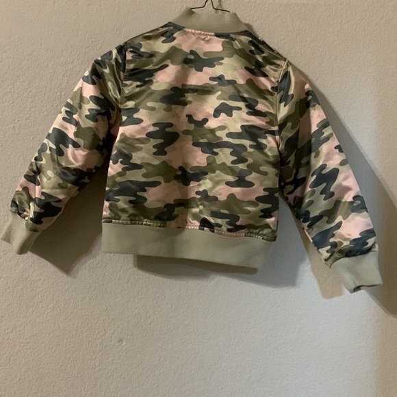 The Children’s Place Camo Love,Star & Flash appliqué Bomber Jacket SZ 5/6 - Picture 7 of 13